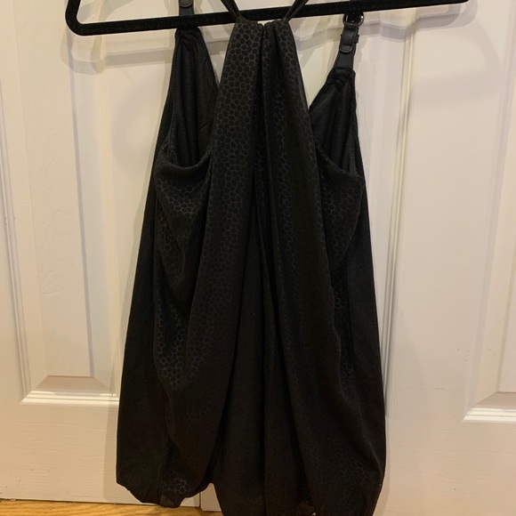 Tank with serious edge! - Picture 5 of 6